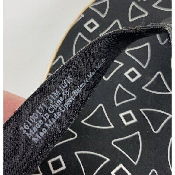 Clarks Liya Bevin Sandal Thong Slip On Low Wedge Black Metallic Cut Out Women 11 - Picture 9 of 15